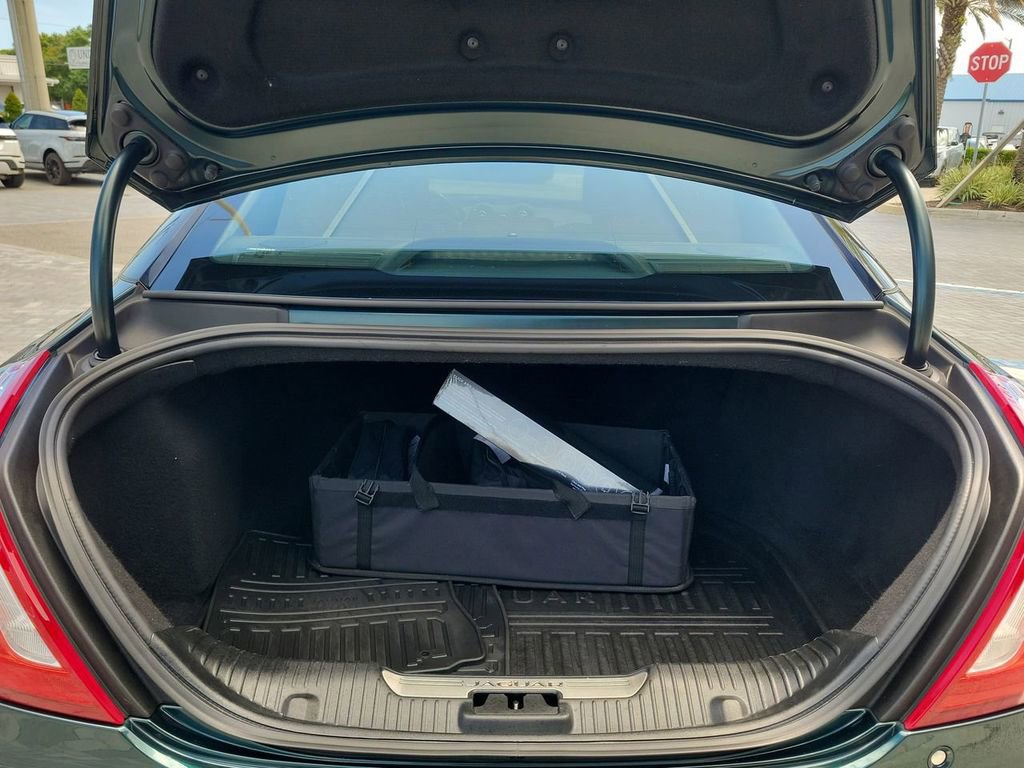 Used 2019 Jaguar XJ L Supercharged RWD image 11