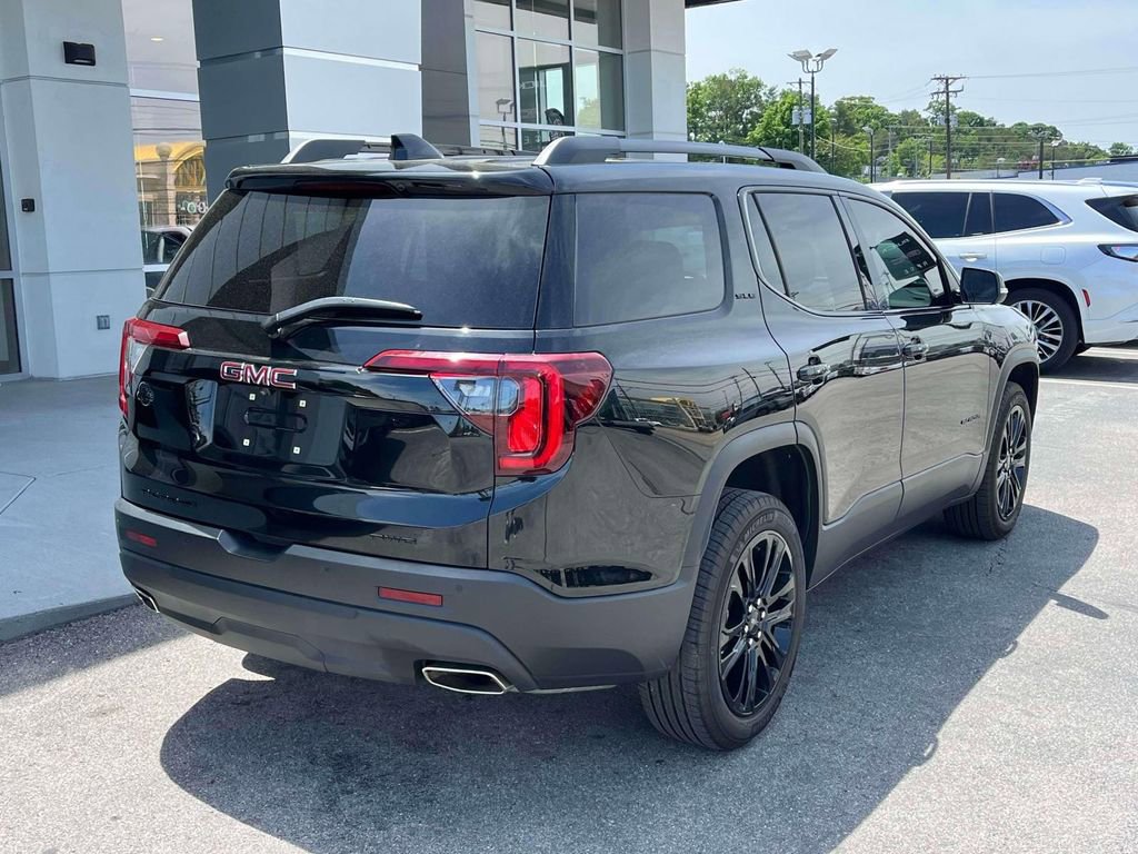 Certified 2023 GMC Acadia SLE w/ Driver Convenience Package AWD/4WD image 3