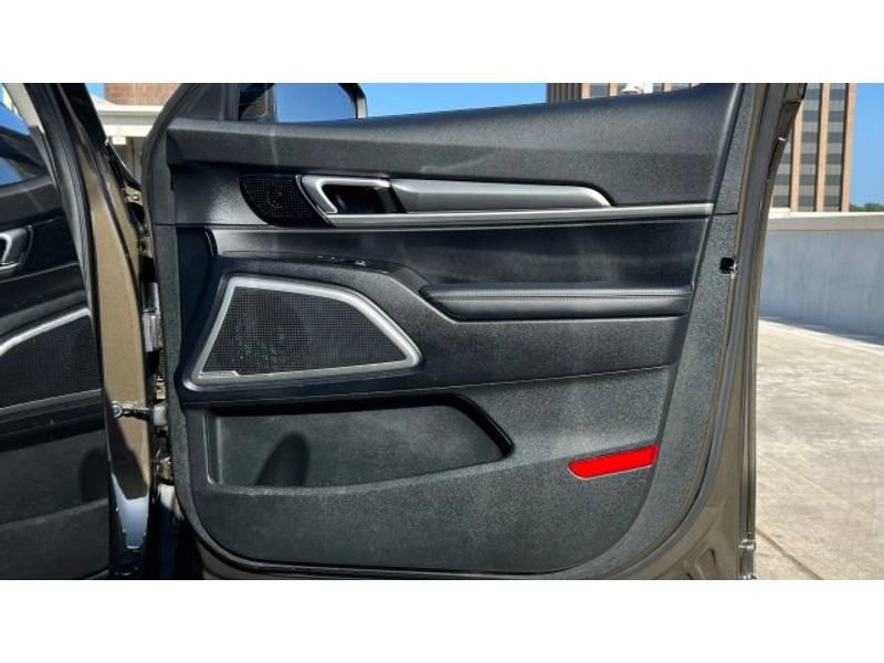Used 2022 Kia Telluride S image 17