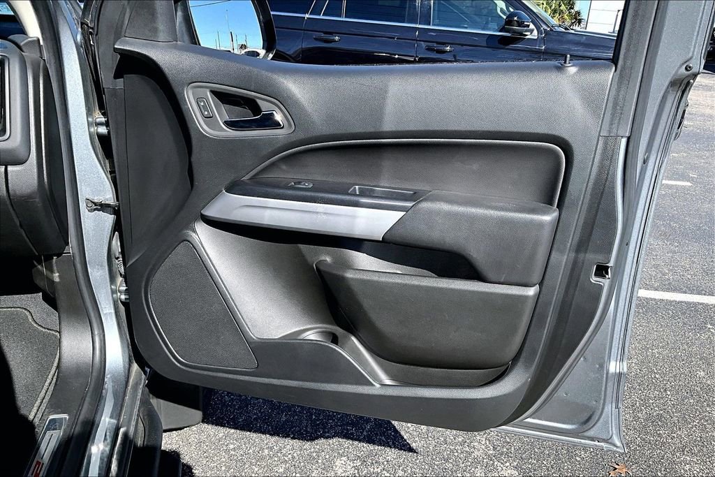 Used 2022 Chevrolet Colorado ZR2 w/ ZR2 Dusk Special Edition image 23