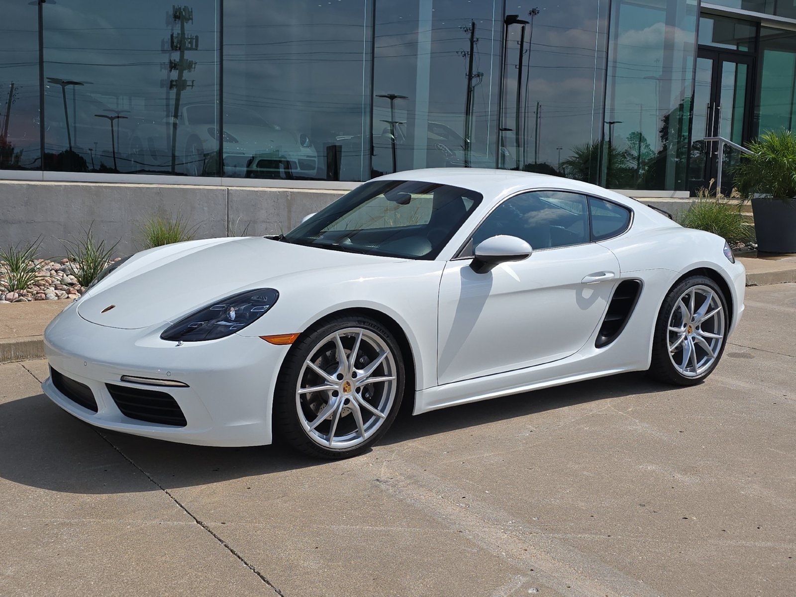 Certified 2024 Porsche 718 Cayman w/ Premium Package RWD image 1