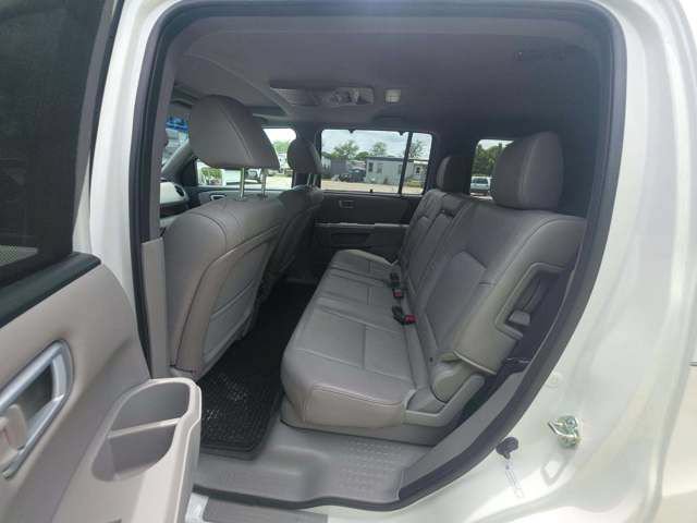 Used 2015 Honda Pilot Touring image 14