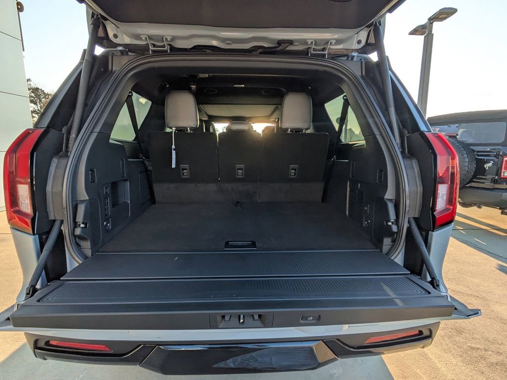 New 2026 Ford Expedition Max Platinum w/ Stealth Performance Package image 11