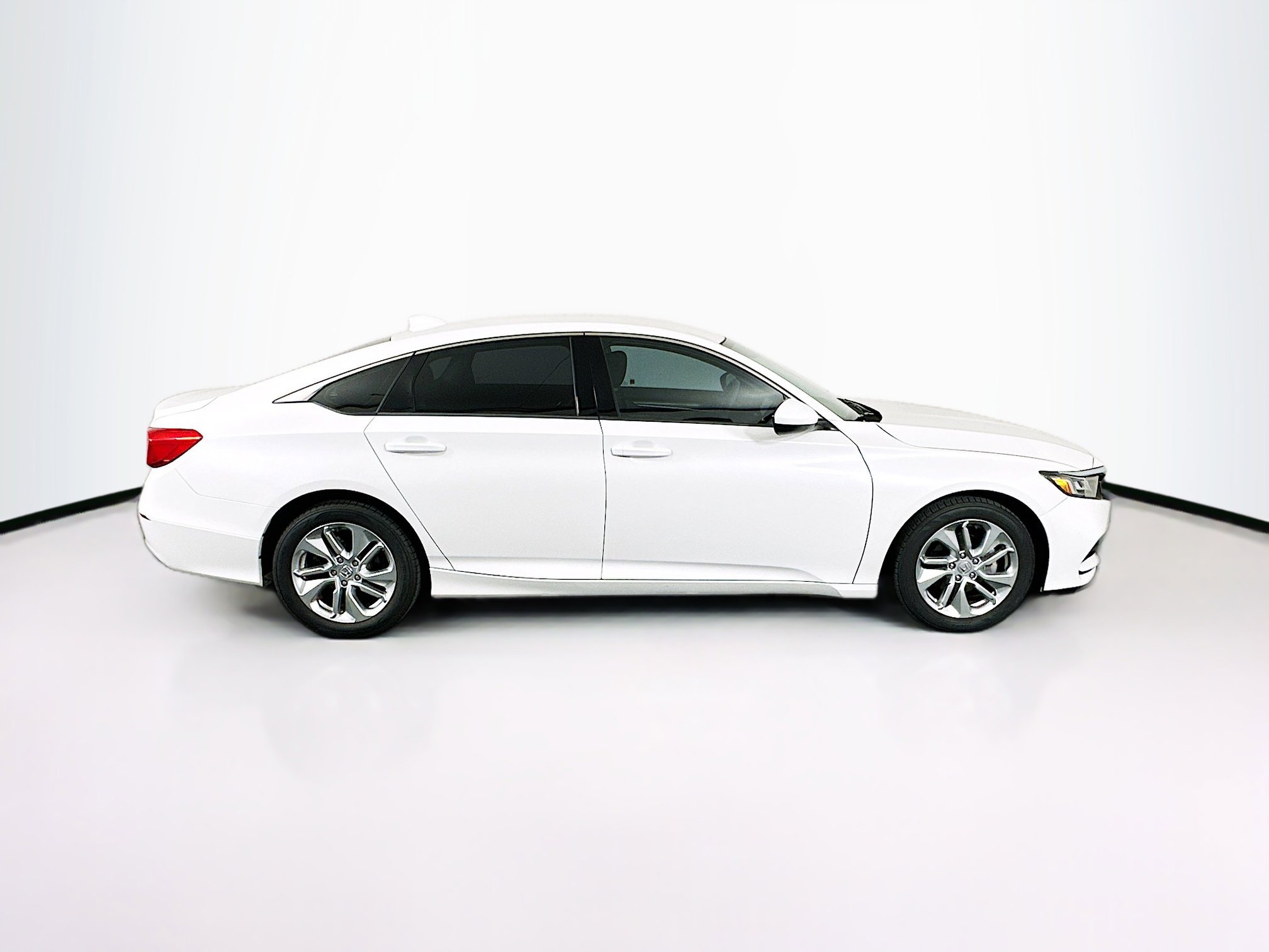 Used 2019 Honda Accord LX image 10