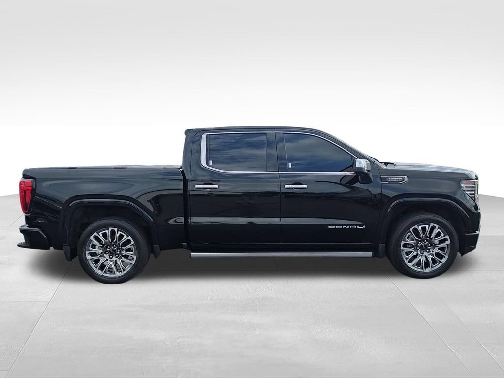 Used 2023 GMC Sierra 1500 Denali Ultimate AWD/4WD image 6