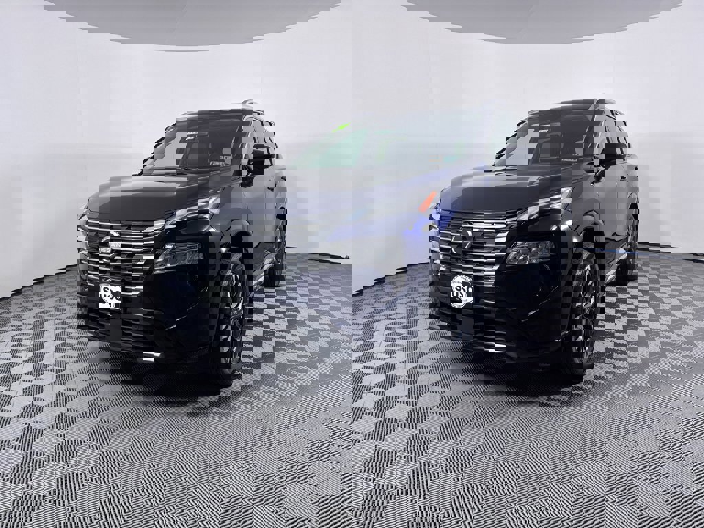 Used 2024 Nissan Rogue Platinum image 16