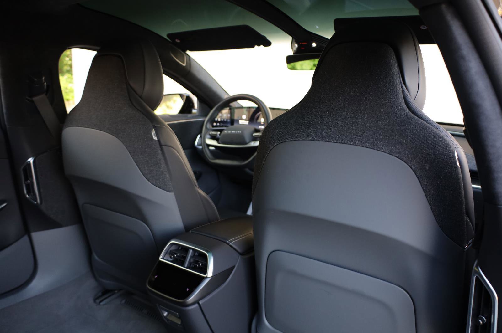 Used 2025 Lucid Air Touring AWD/4WD image 26