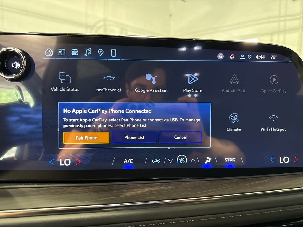 New 2026 Chevrolet Suburban LS w/ Max Trailering Package AWD/4WD image 15