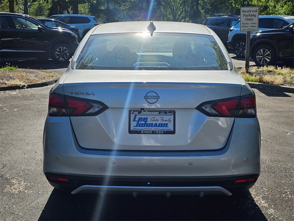New 2025 Nissan Versa SV w/ Trunk Package image 6