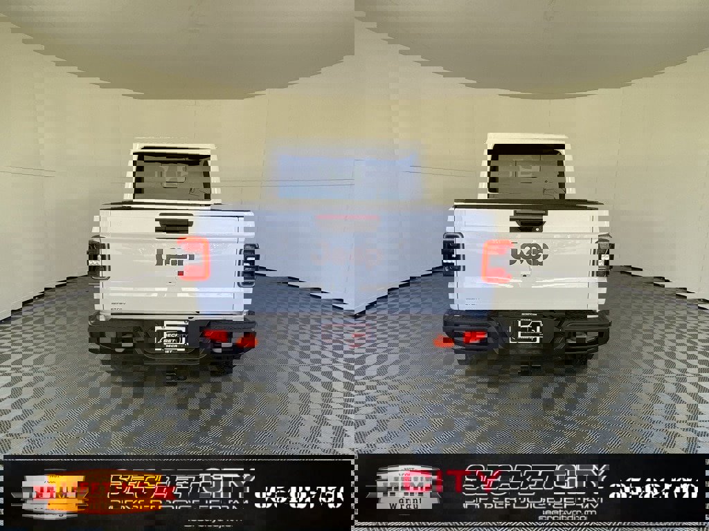 New 2026 Jeep Gladiator Mojave image 6