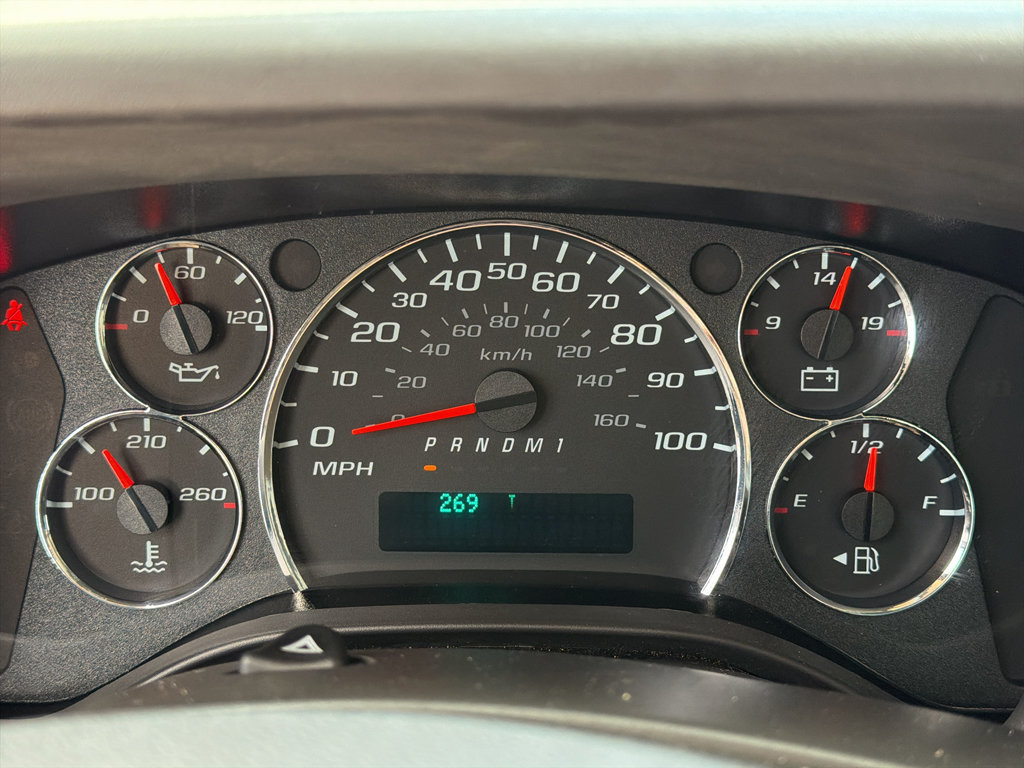 New 2025 Chevrolet Express 3500 w/ Power Convenience Package RWD image 23