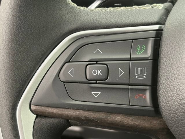 New 2026 Jeep Grand Cherokee L Limited w/ Limited Altitude Package AWD/4WD image 17