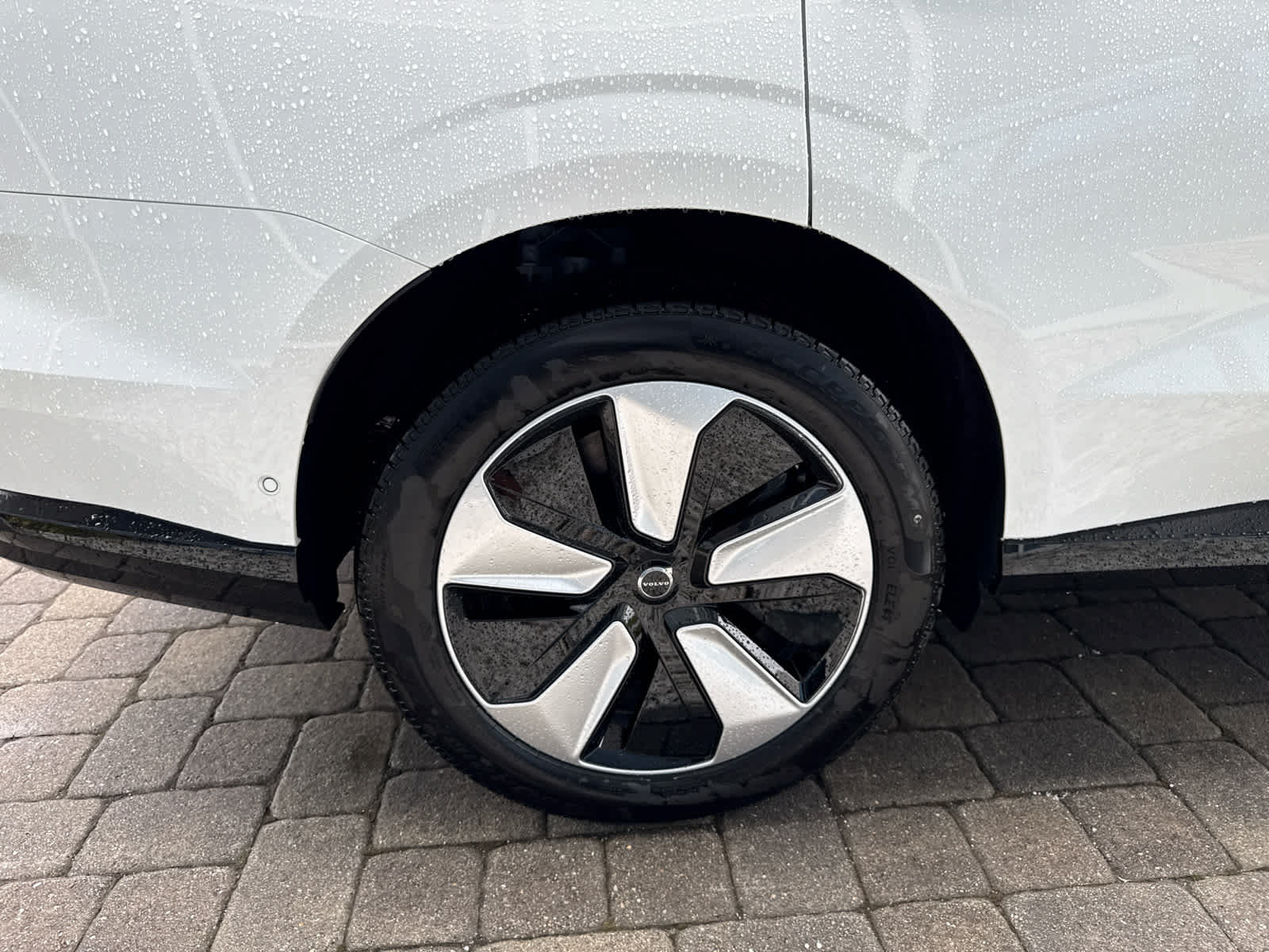 New 2026 Volvo EX90 Plus AWD/4WD image 26