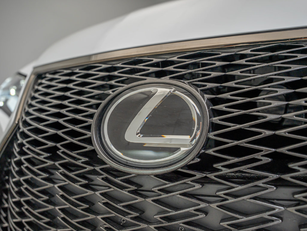 Used 2025 Lexus RC F Final Edition RWD image 13