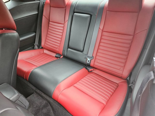 Used 2013 Dodge Challenger SXT Plus image 16
