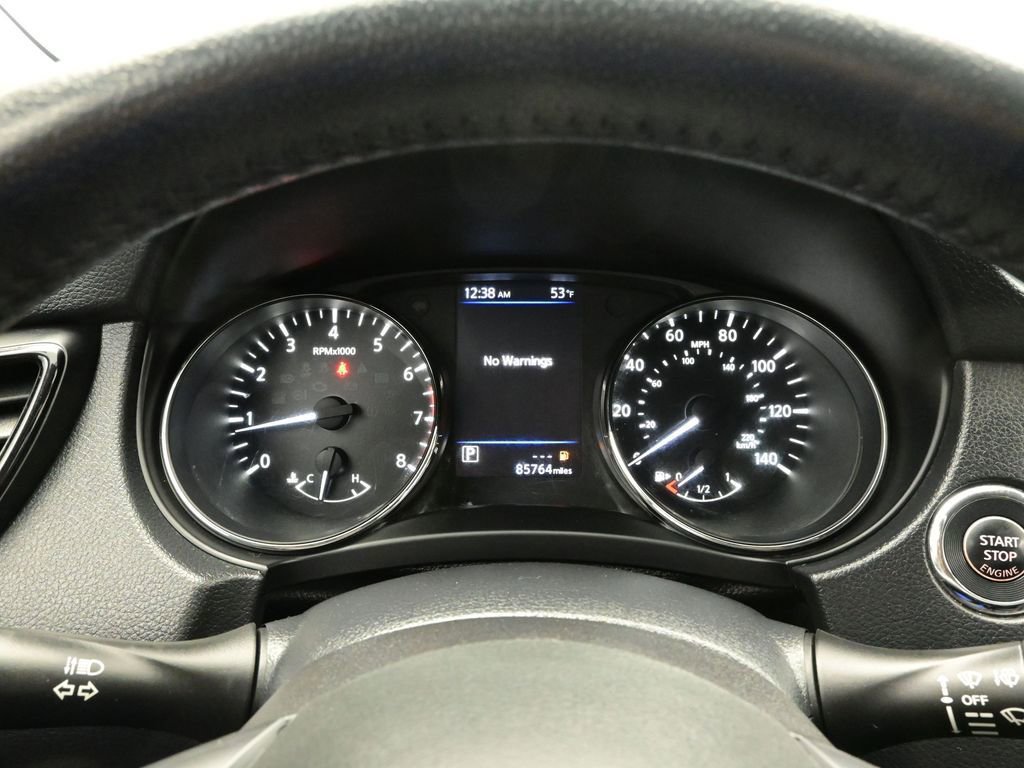 Used 2019 Nissan Rogue SV image 19