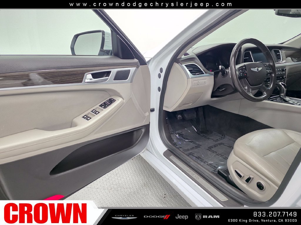 Used 2016 Hyundai Genesis 3.8 RWD image 20
