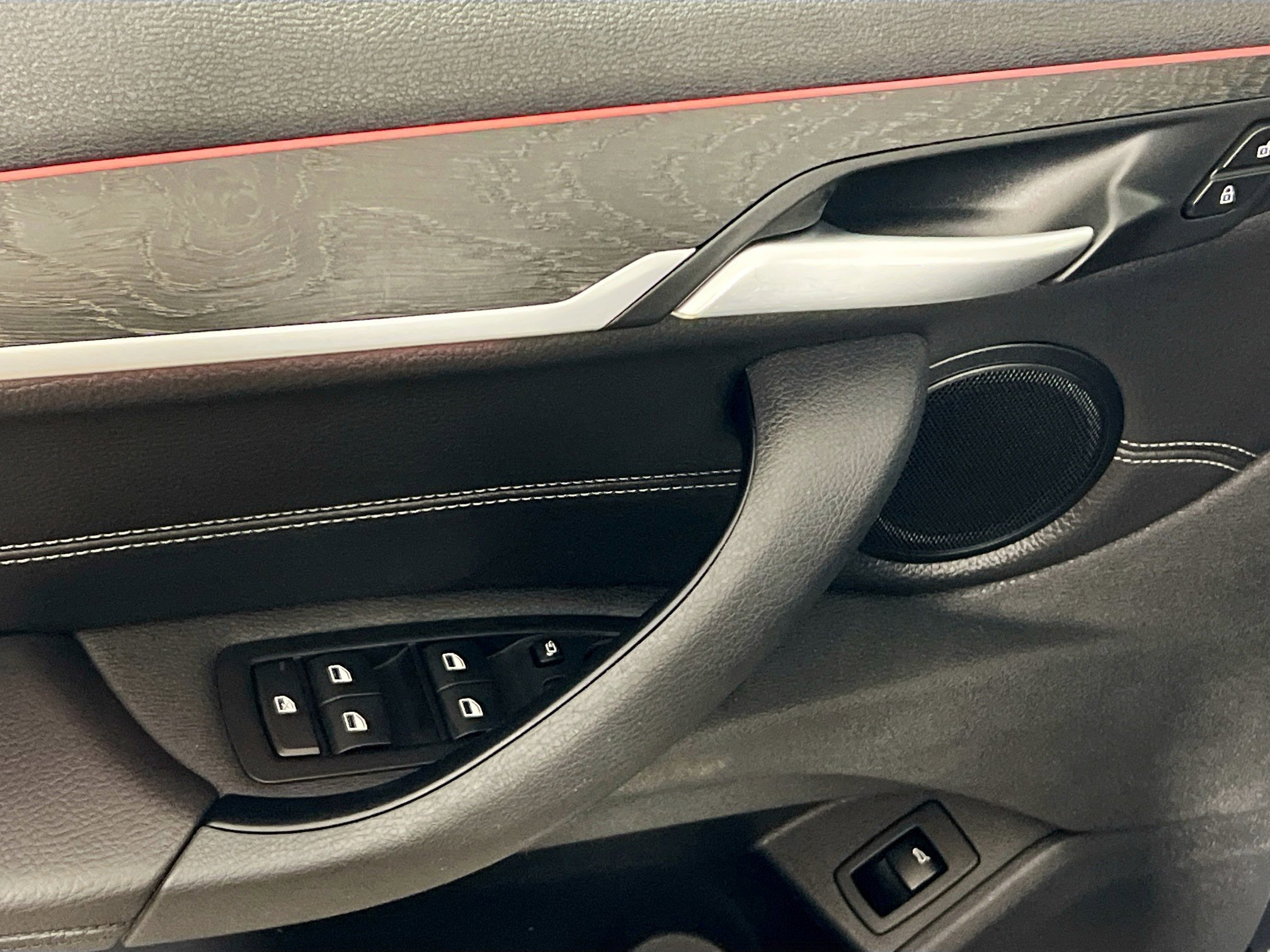 Used 2021 BMW X1 xDrive28i w/ Convenience Package image 16