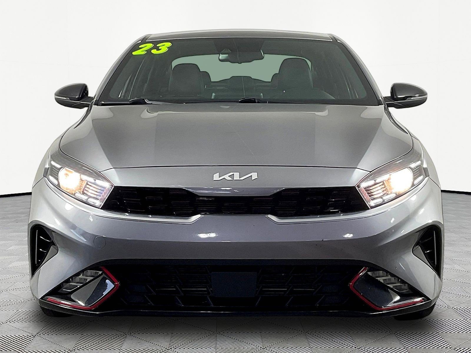 Used 2023 Kia Forte GT-Line w/ GT-Line Premium Package FWD image 2