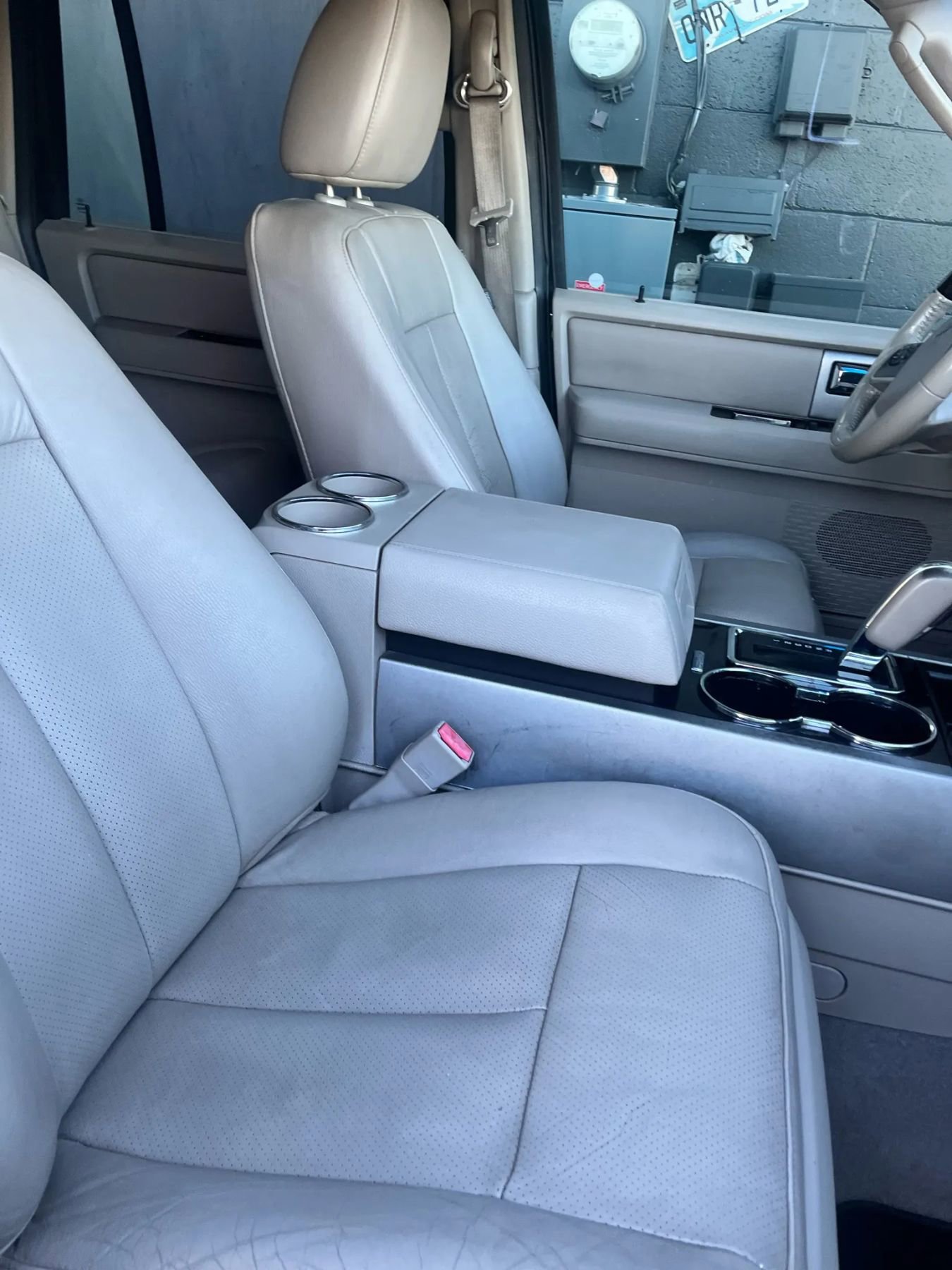 Used 2013 Ford Expedition EL Limited image 6