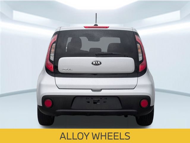 Used 2017 Kia Soul FWD image 5