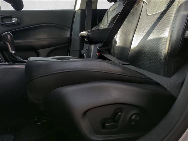 Used 2019 Jeep Compass Limited w/ Advanced Safety Group image 10