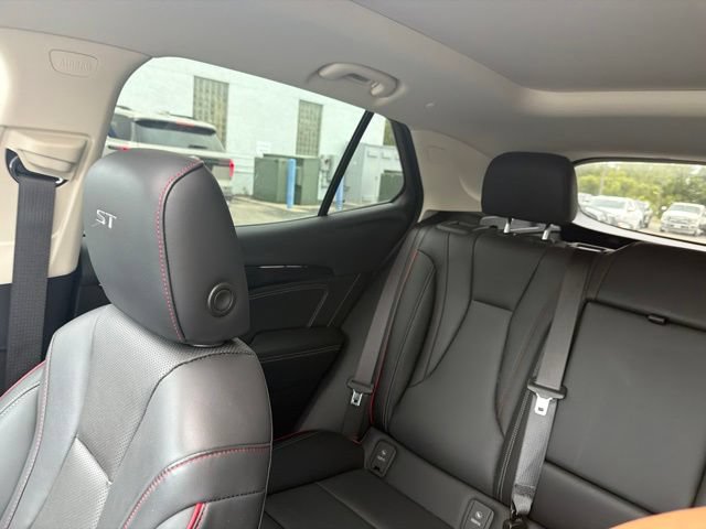 Used 2023 Buick Envision Essence w/ Sport Touring Package AWD/4WD image 61