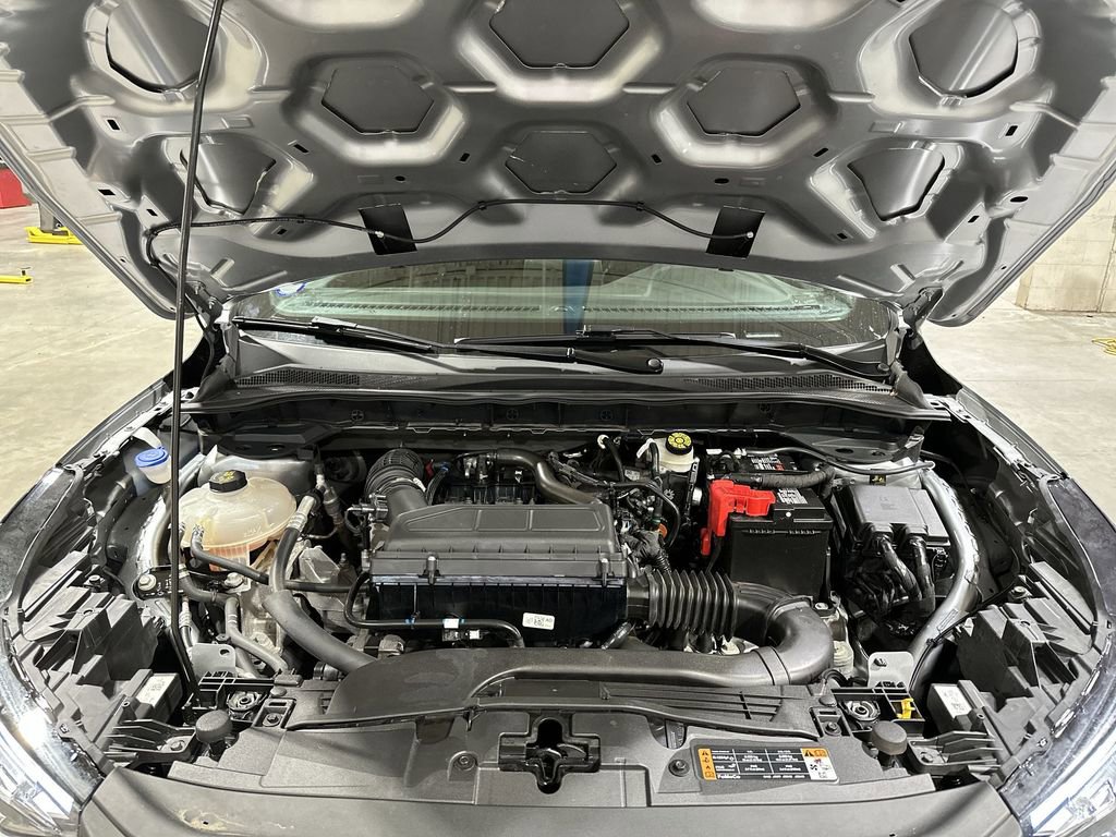 Used 2024 Ford Escape ST-Line image 17