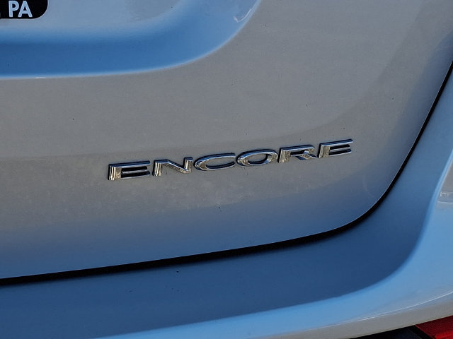 Used 2020 Buick Encore Preferred w/ Safety Package FWD image 29