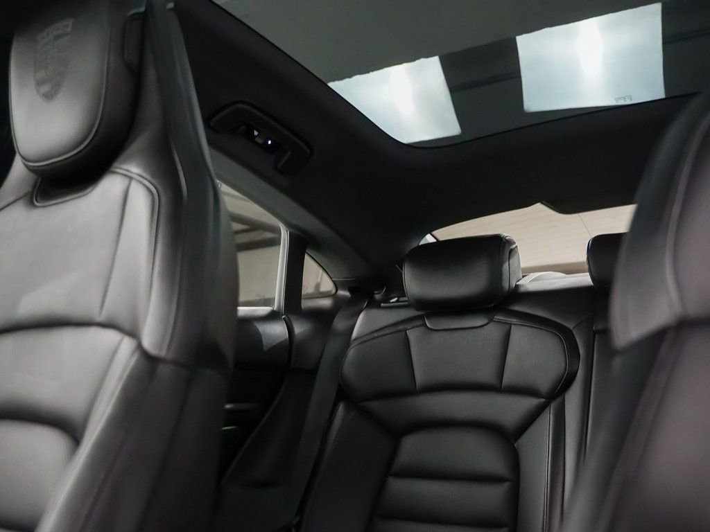 Certified 2021 Porsche Taycan 4S image 35