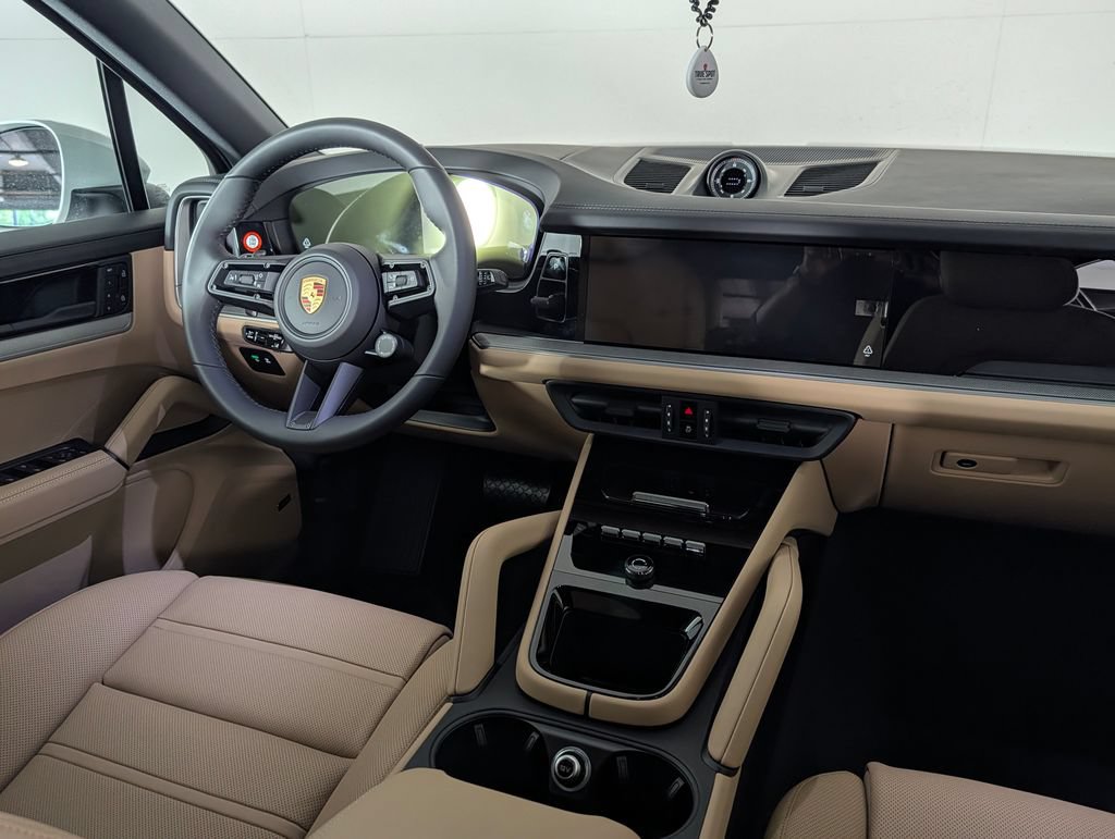 New 2026 Porsche Cayenne AWD/4WD image 22