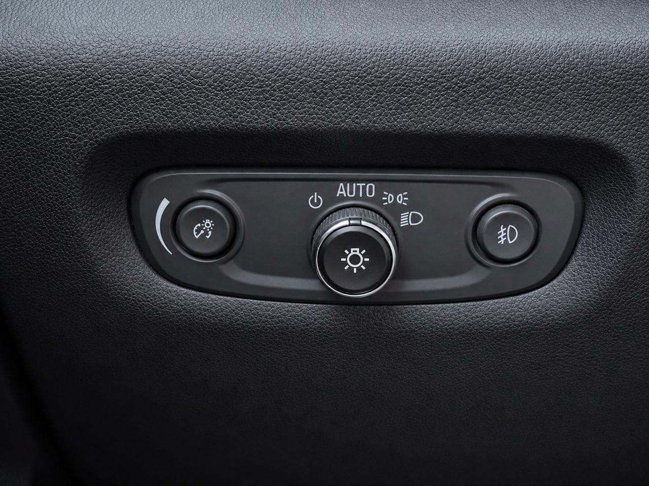 Used 2019 Chevrolet Traverse Premier w/ Redline Edition FWD image 27