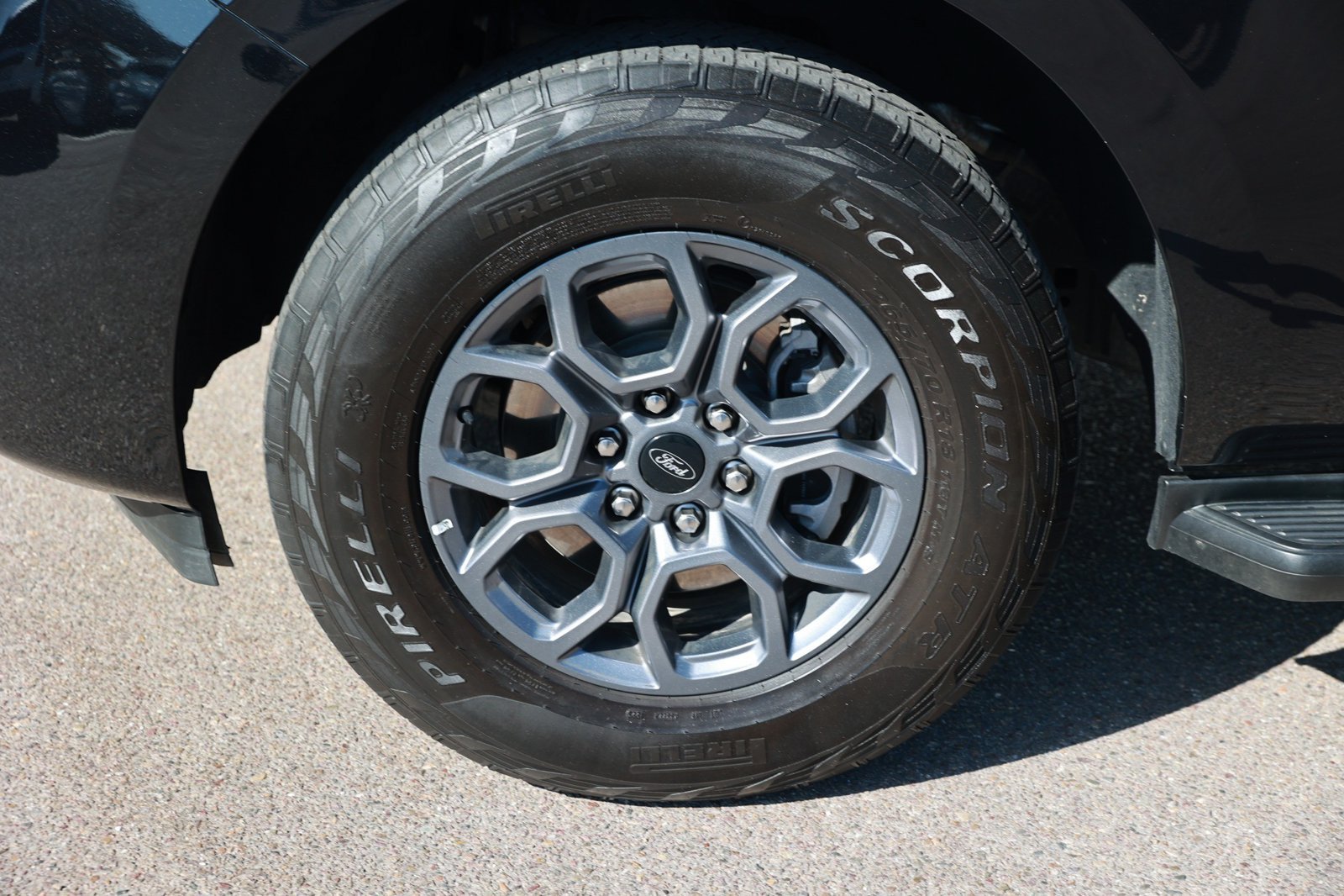 Used 2025 Ford Expedition Max Active AWD/4WD image 14