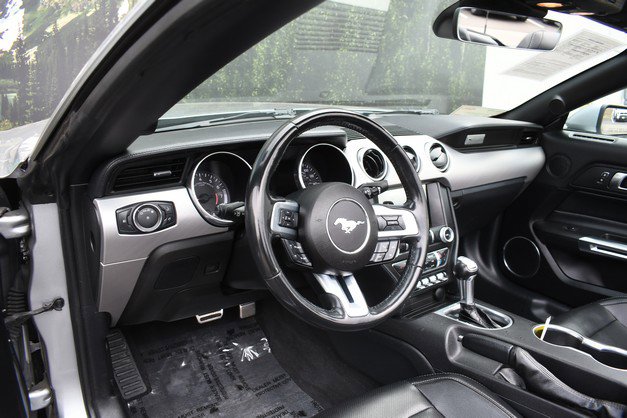 Used 2021 Ford Mustang Premium image 14