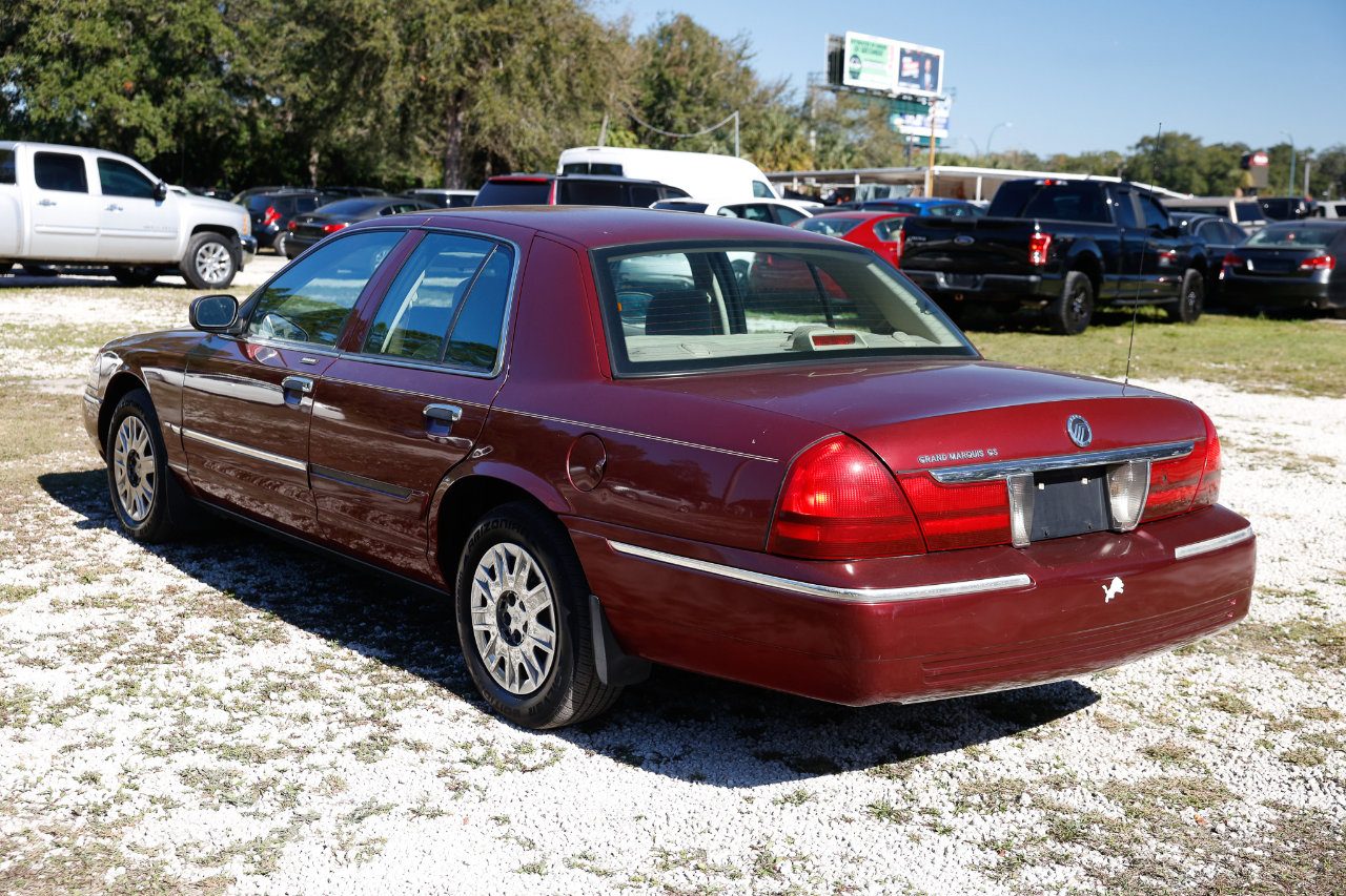 Used 2005 Mercury Grand Marquis GS image 5