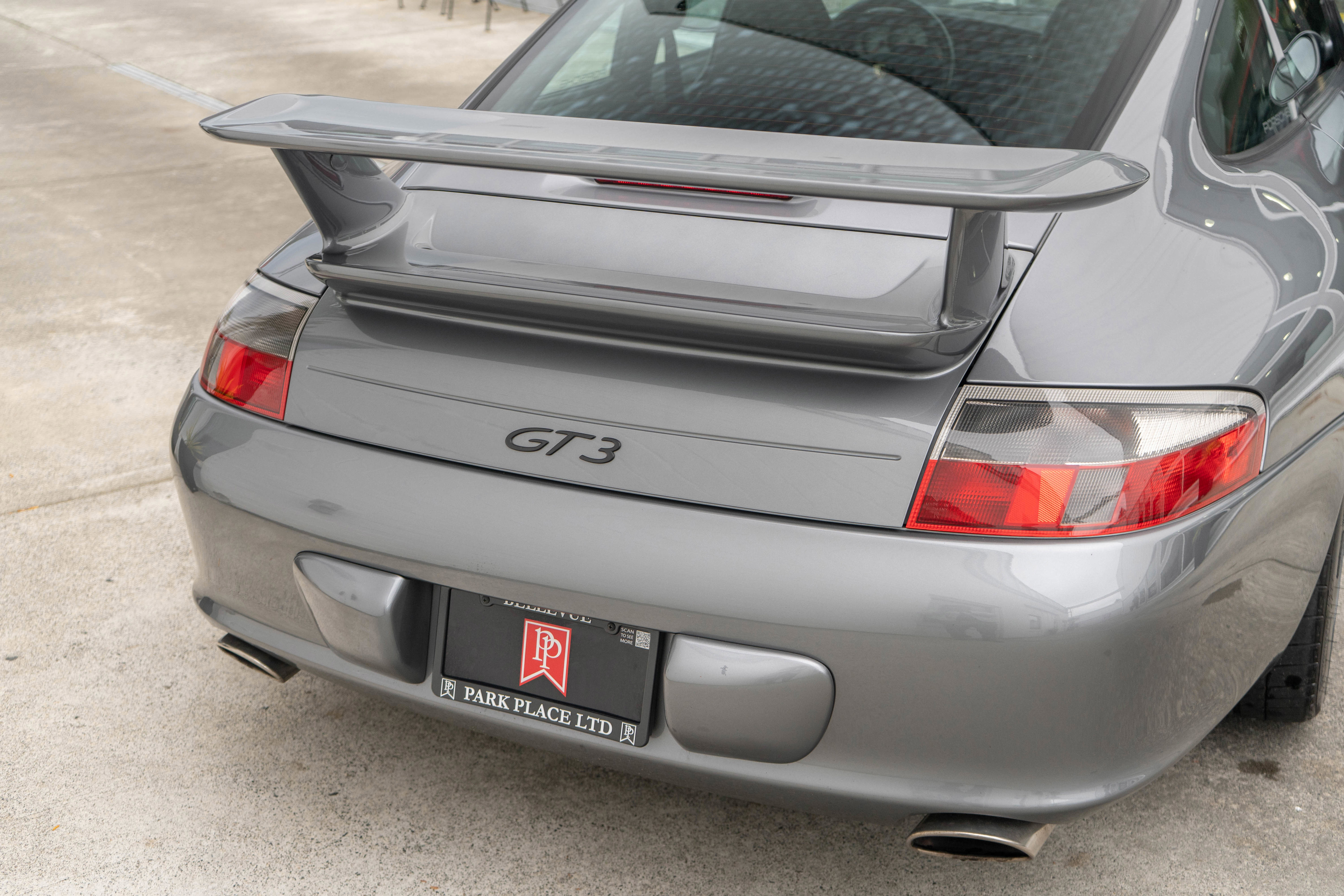 Used 2004 Porsche 911 GT3 image 6
