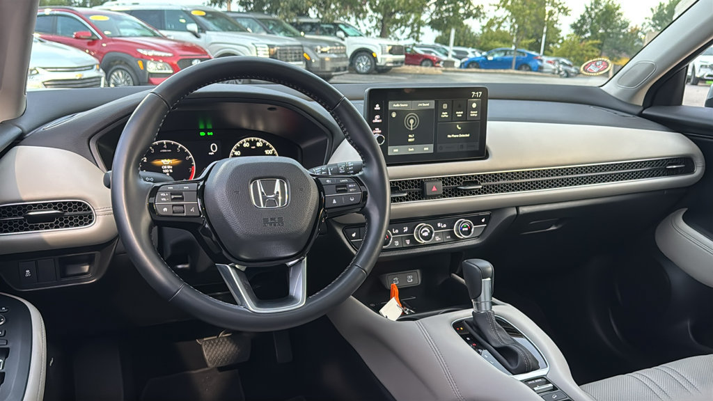 Used 2026 Honda HR-V EX-L image 12