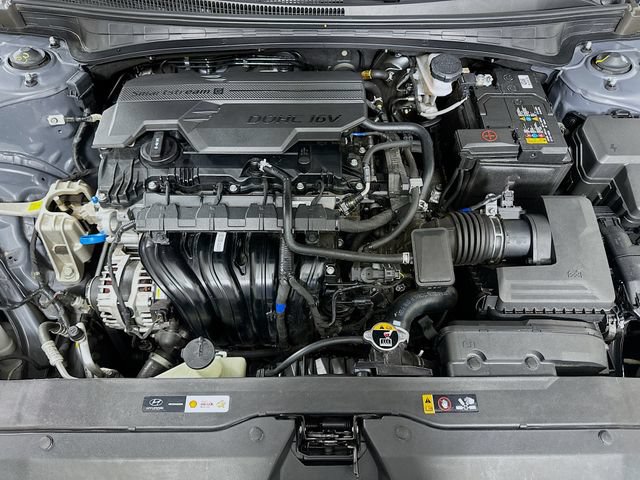 Used 2025 Hyundai Elantra Sport FWD image 22