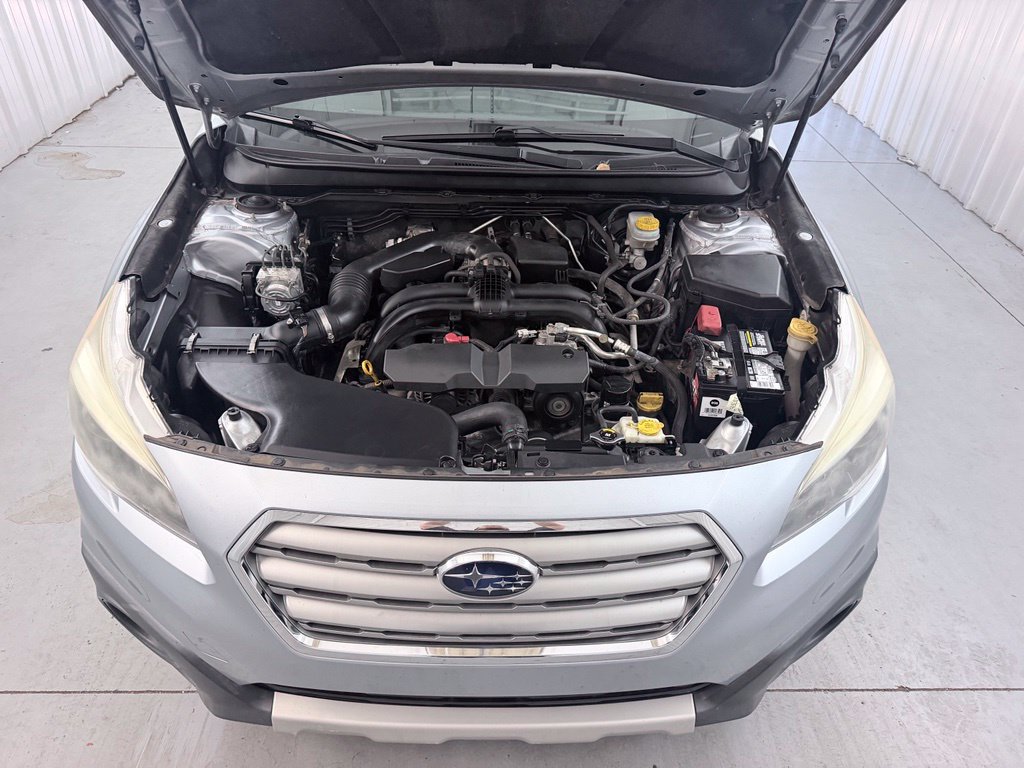 Used 2015 Subaru Outback 2.5i Limited AWD/4WD image 41
