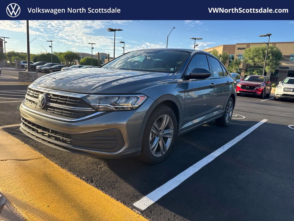 Used 2023 Volkswagen Jetta SE