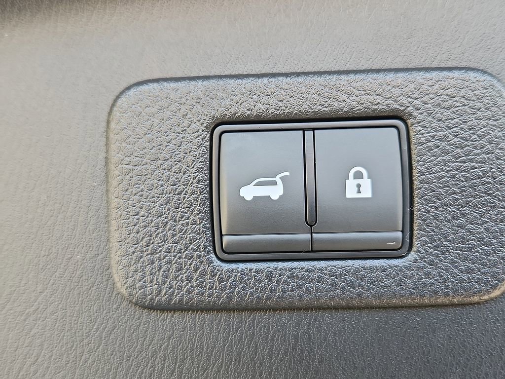 Certified 2024 Nissan Armada SL image 32