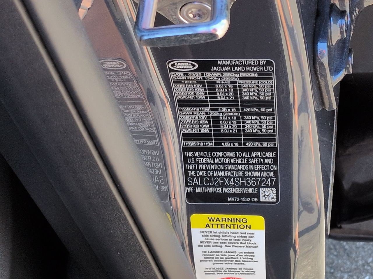 Used 2025 Land Rover Discovery Sport S AWD/4WD image 29