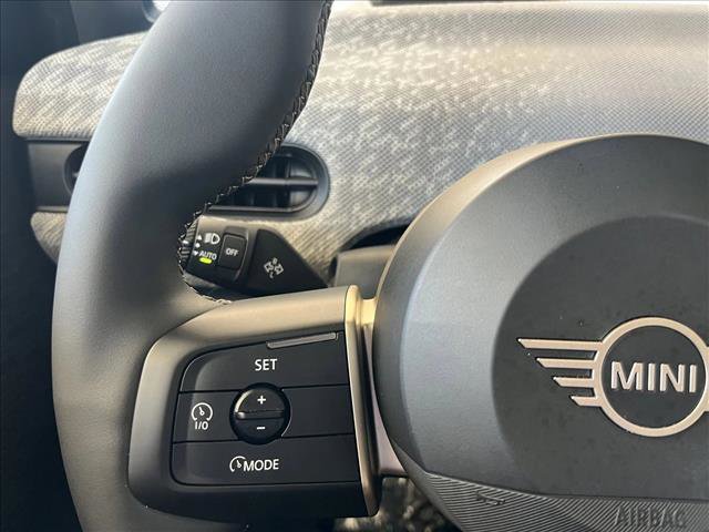 Used 2025 MINI Cooper S image 19