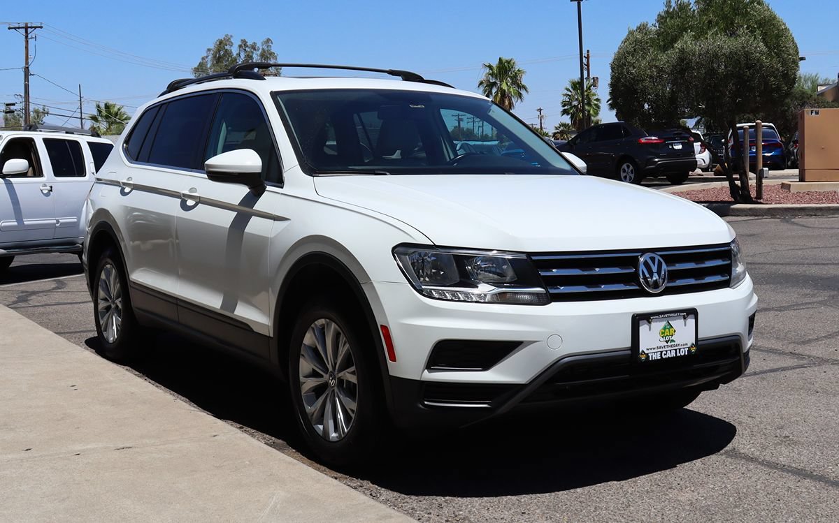 Used 2019 Volkswagen Tiguan SE w/ Panoramic Sunroof Package AWD/4WD image 14