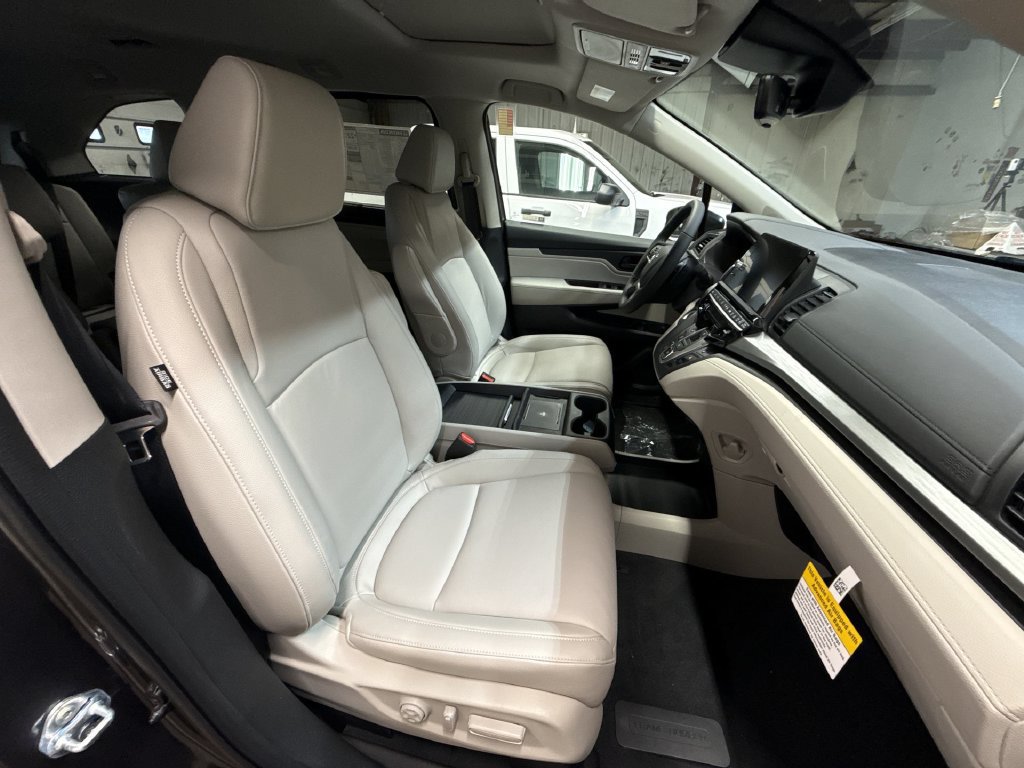 Used 2026 Honda Odyssey EX-L image 26