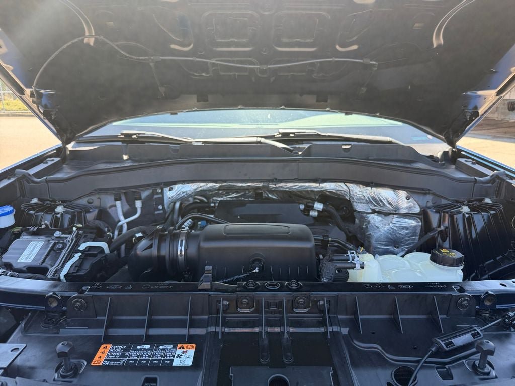Used 2020 Ford Explorer XLT AWD/4WD image 29