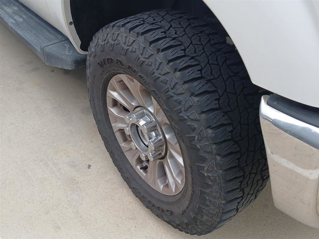 Used 2016 Ford F250 XL w/ Power Equipment Group AWD/4WD image 5