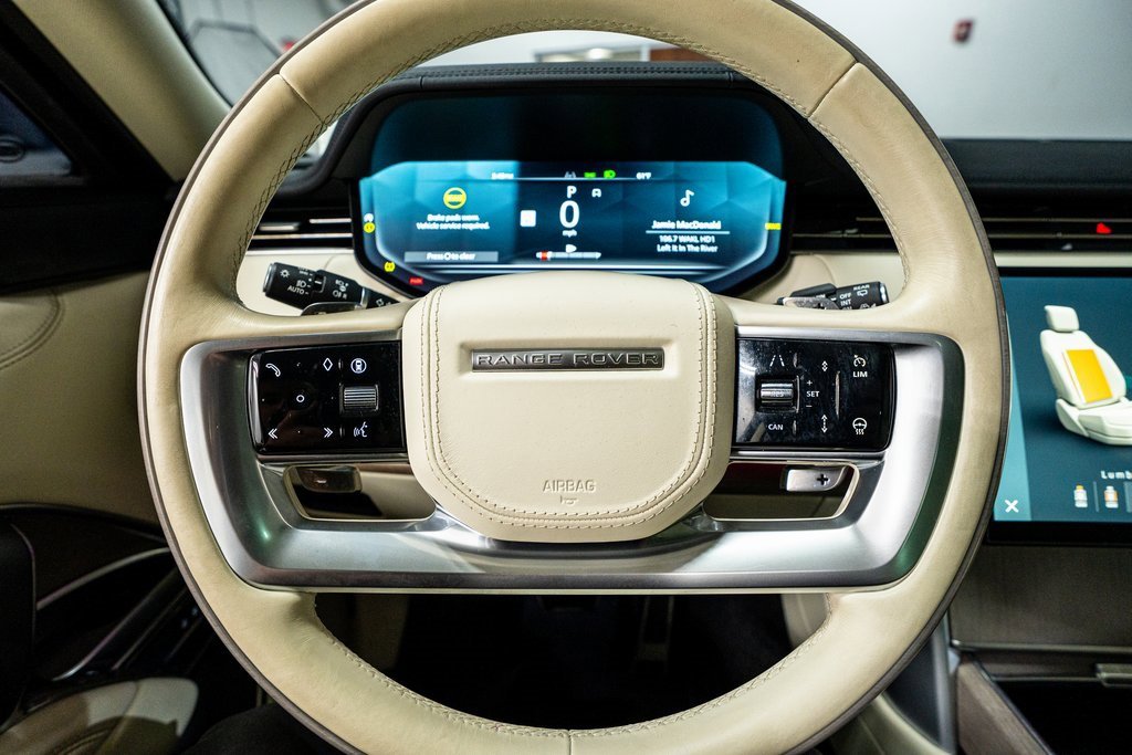 Used 2024 Land Rover Range Rover SE image 38