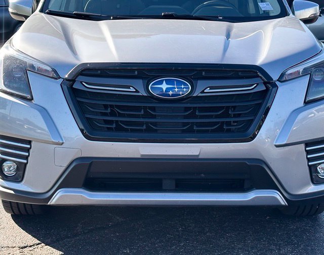 Used 2023 Subaru Forester Touring w/ Popular Package #3 AWD/4WD image 4