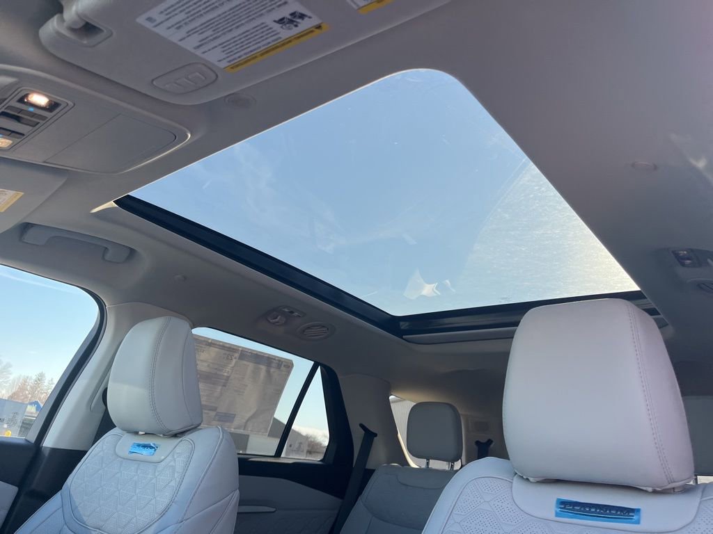 New 2026 Ford Explorer Platinum w/ LUX Leather Package image 11
